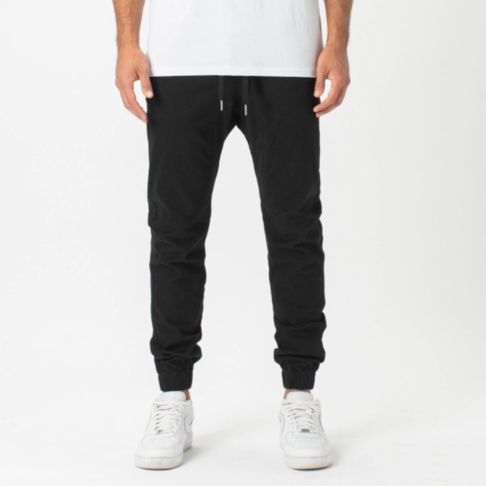 ZANEROBE Jogger in Black 30
